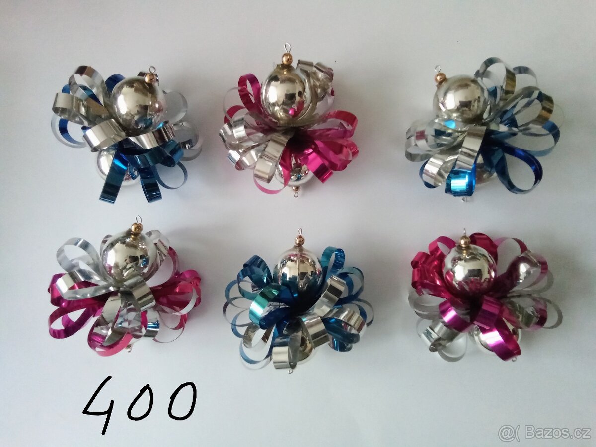 Různé, vánoční ozdoby -staré, korálkové, baňky - 12