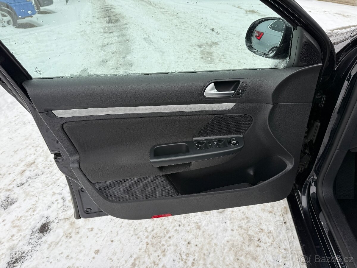 Volkswagen Golf 6 kombi 1.4 TSI 90 KW, 2013, 1. majitel - 12