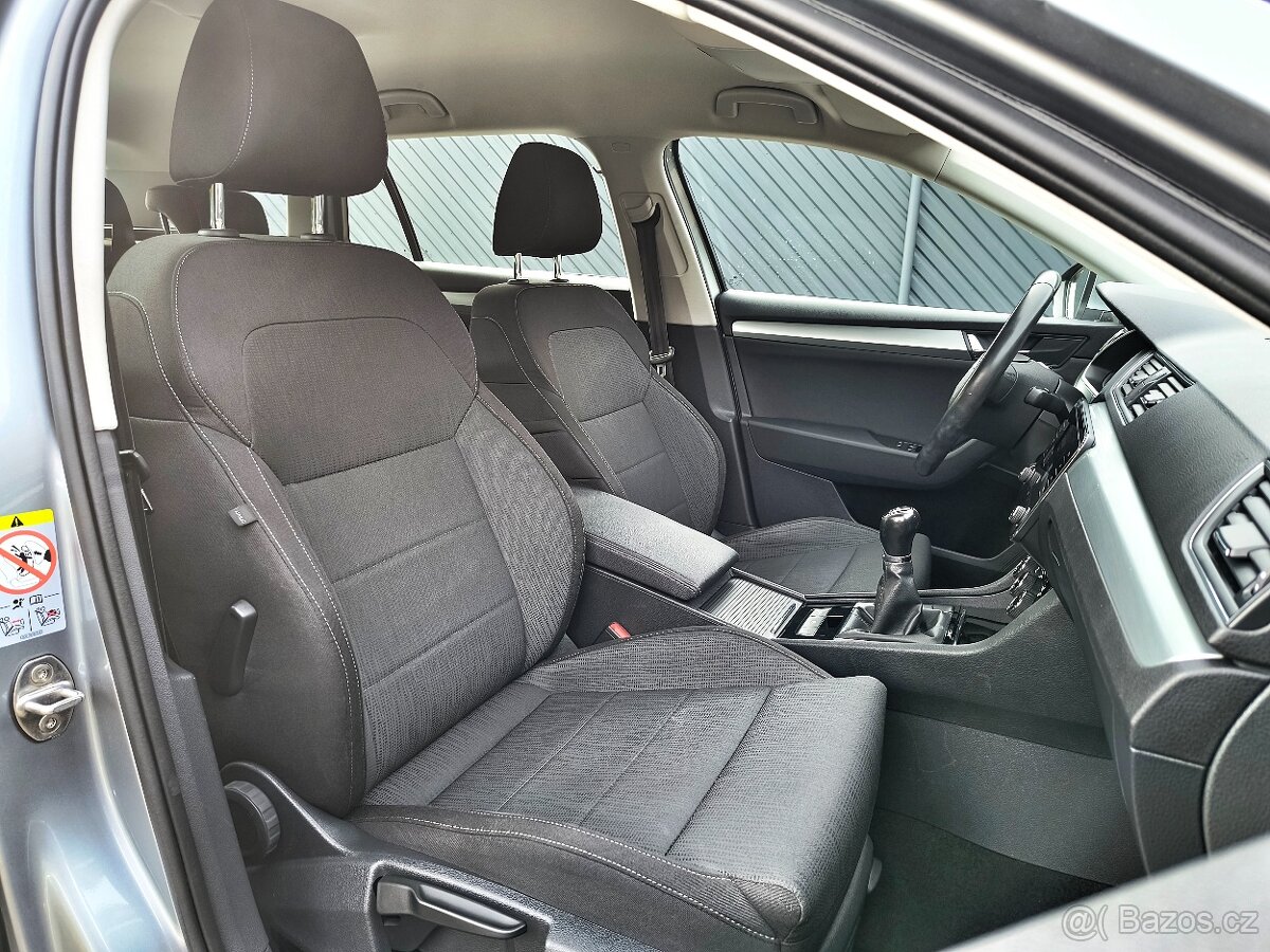 Škoda Superb 2.0TDi/110KW/Navi/El.Víko/El.tažné/2019 - 12