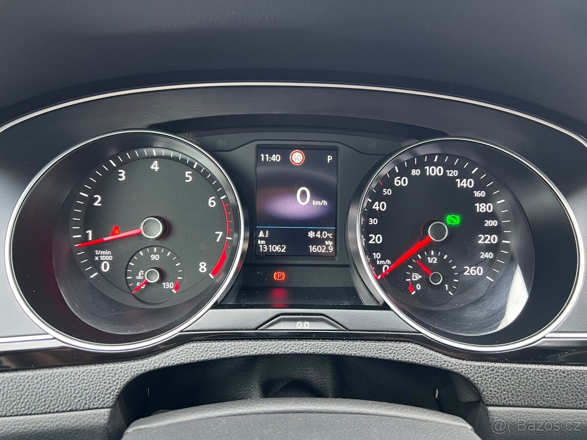 Volkswagen Passat 1.5 TSI DSG, servis pouze ve VW - 12