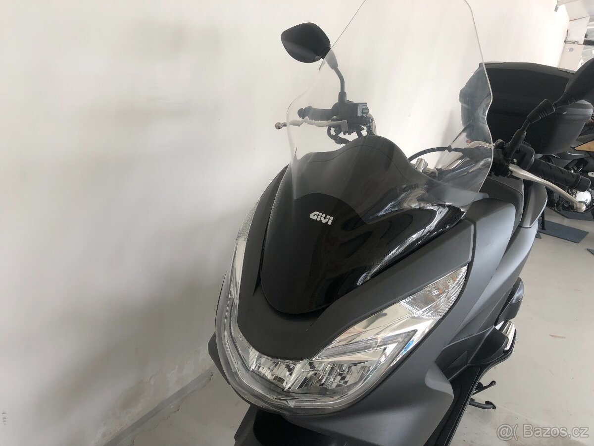Honda PCX125 - 12