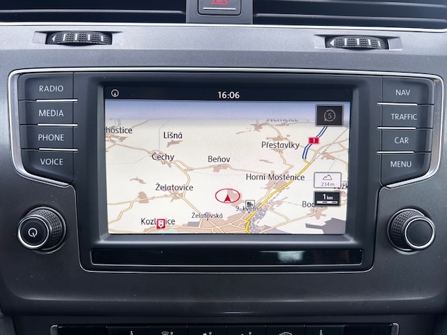 VW Golf Variant 1.2 TSi DSG, 2015, navi, vyhř.sed,tempomat - 12