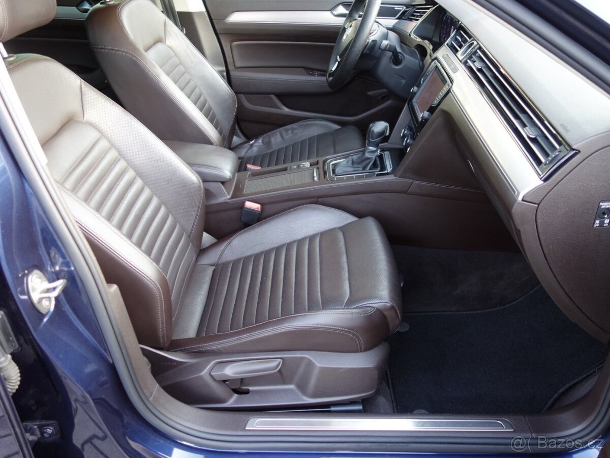 VW PASSAT 2.0TDI 110kW DSG HIGHLINE - 12