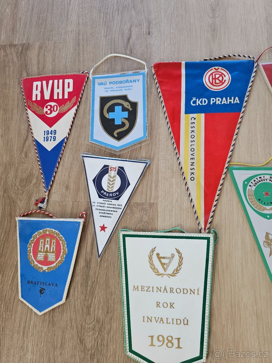 Historické vlaječky 1920 - 1980 - 12