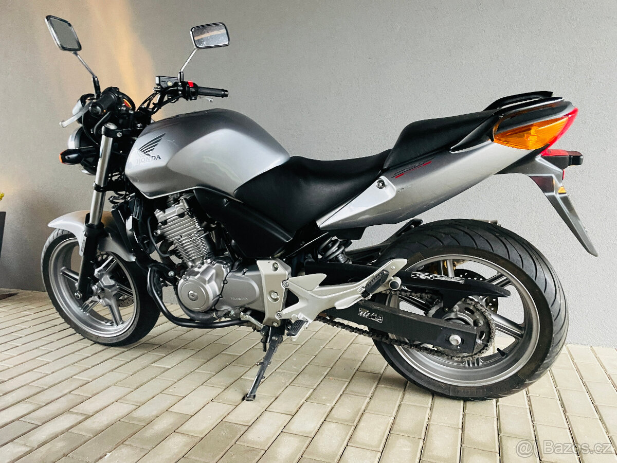 Honda CBF 500 r.v.2006 výkon 25kW - 12