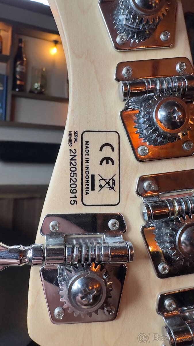 Marcus Miller V3 - 5strunná baskytara - 12