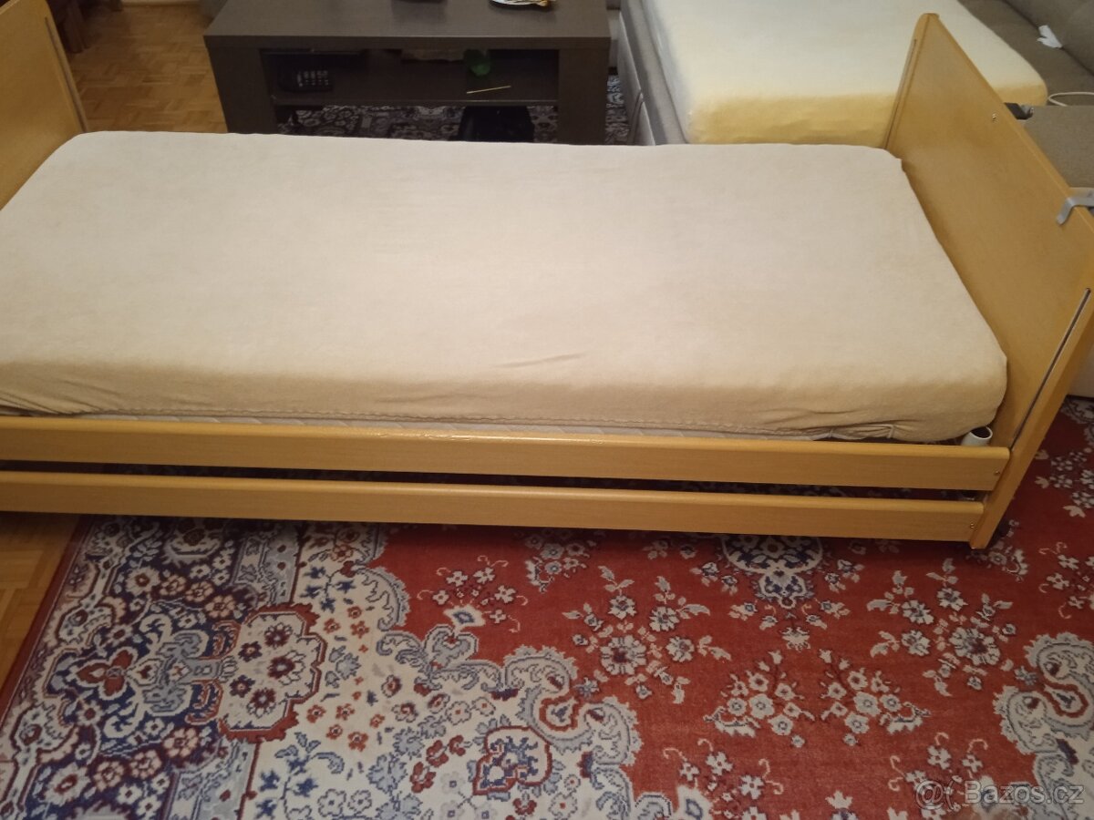 Elektrická polohovací postel - 12