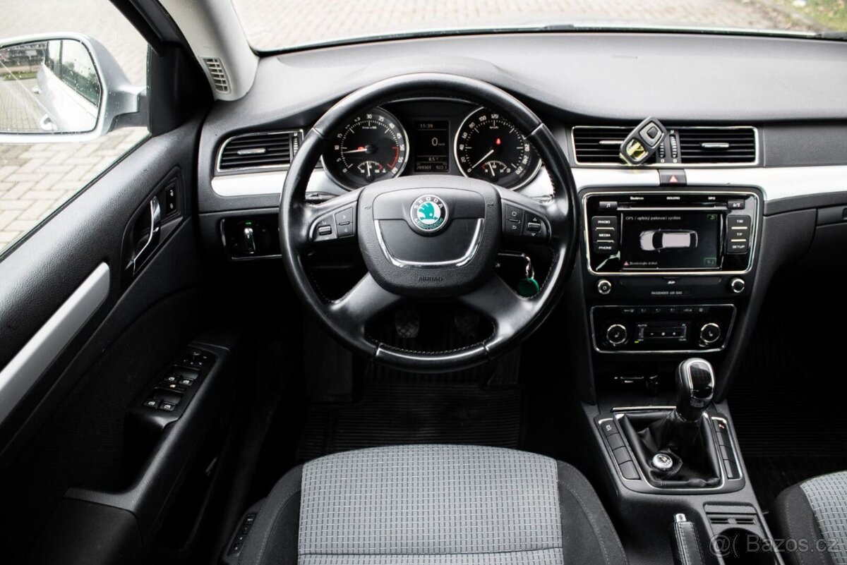 Škoda Superb Combi 2.0 TDI, 125kW (2012) - 12