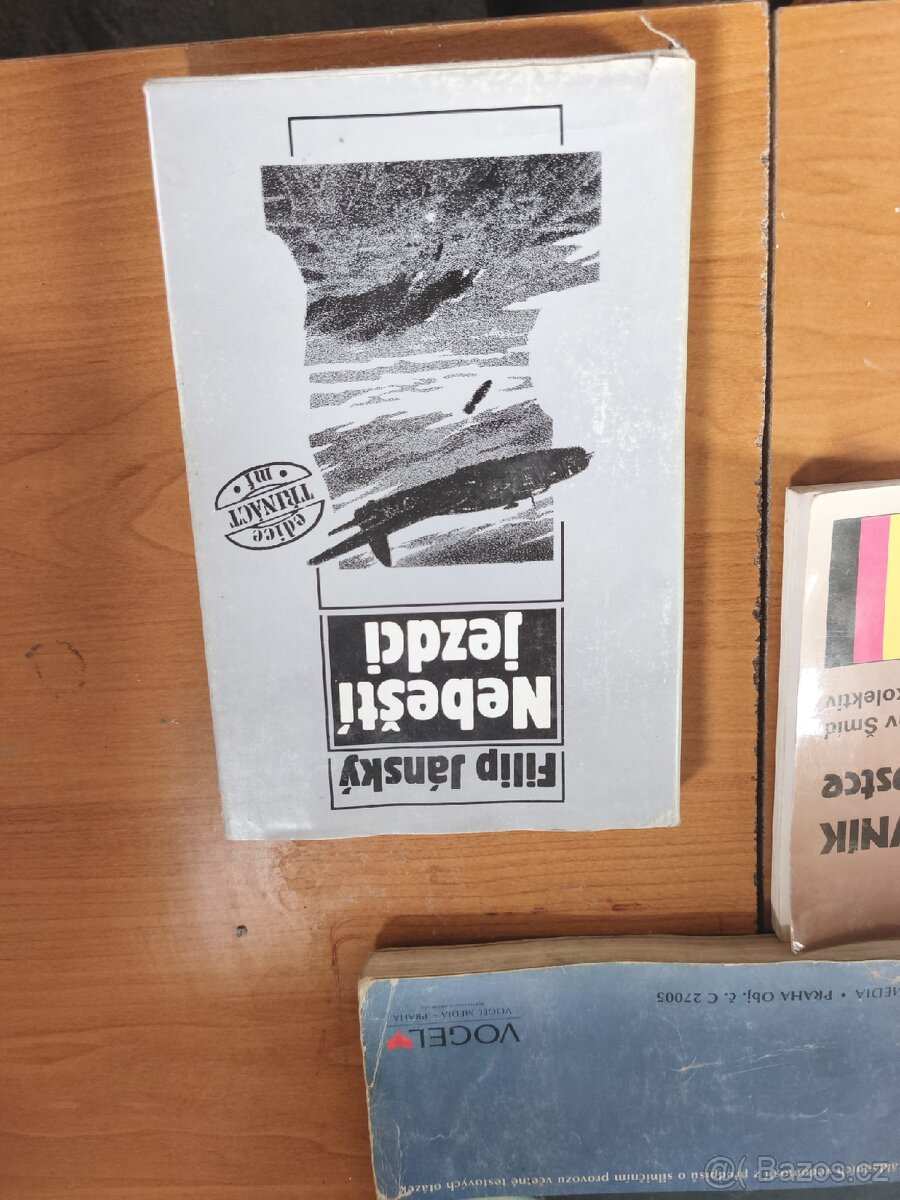 Knihy, příručky - 12