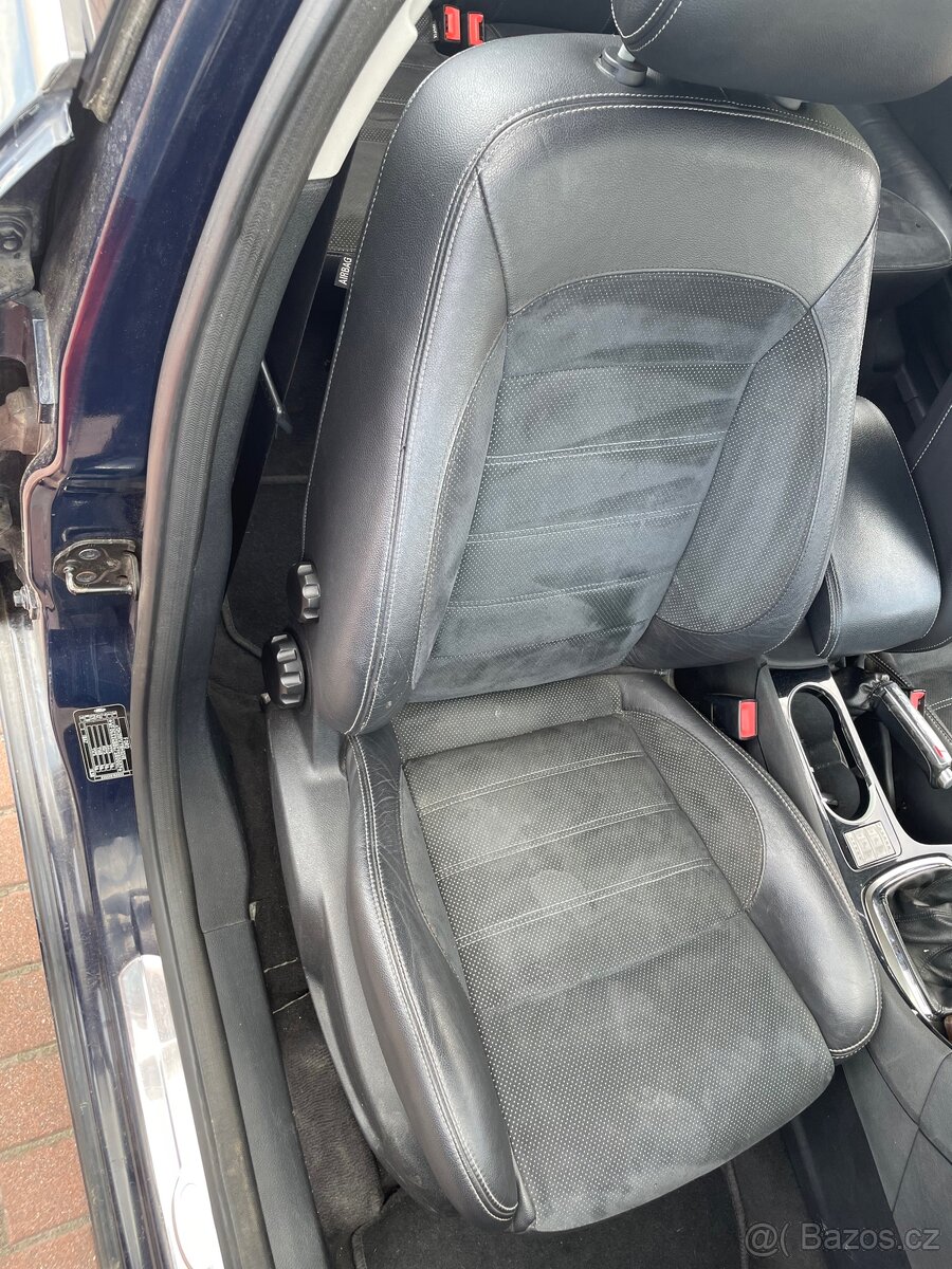 Ford Mondeo Mk4 2.0 TDCi 103 kW Titanium - 12