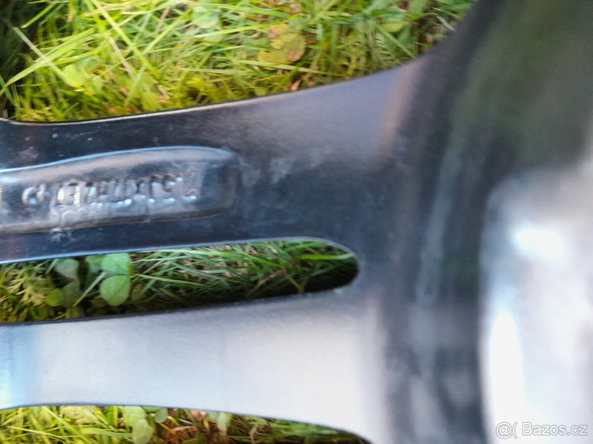 prodám kompletní kola Ronal - 12