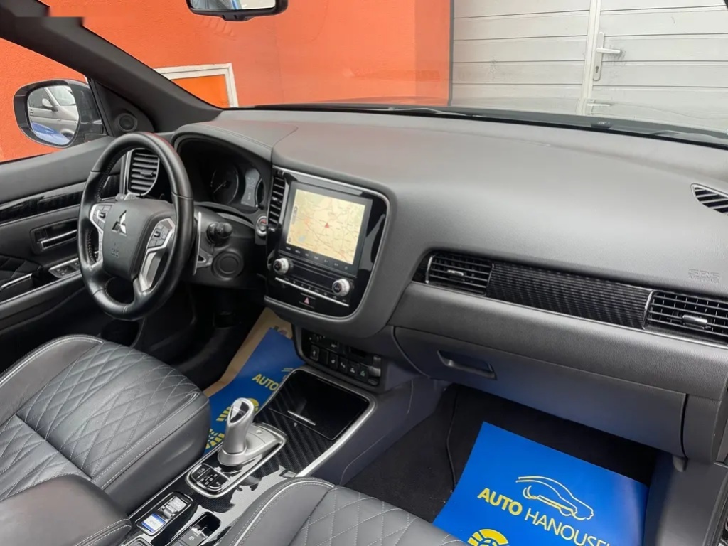 Mitsubishi Outlander, 2.4 MIVEC PHEV 4WD INSTYLE+ - 12