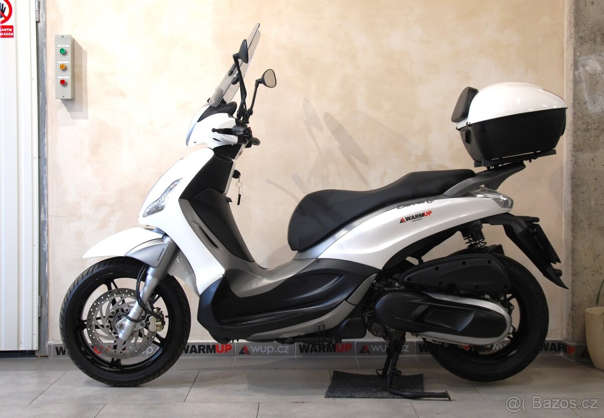 Piaggio Beverly 350 ABS + ASR - 12
