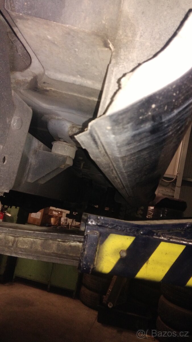 Jeep Grand Wagoneer 1985 motor 5.9 v8 - 12