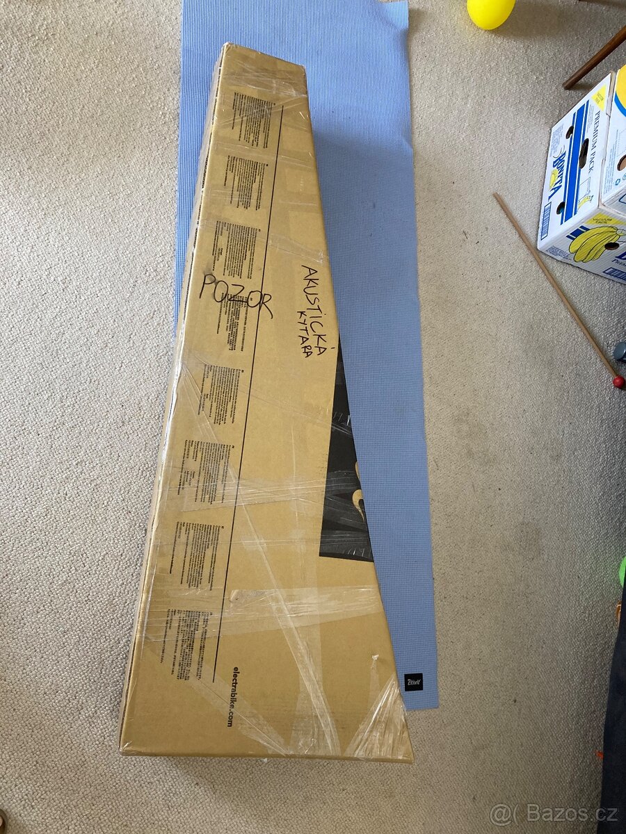 12ti strunná akustická kytara ARIA Model AW 200 T - 12