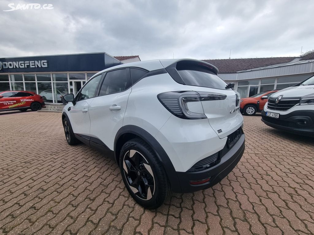 Renault Captur, Techno mild hybrid 140 - 12