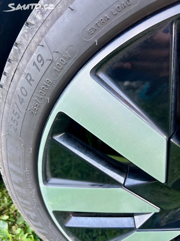 Volvo S90, plug-in-hybrid, větrané sedačky, nezávislé topení - 12