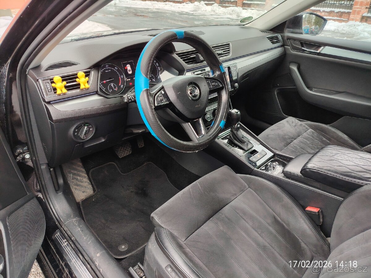Škoda Superb 2.0 TDI DSG rok 2017 - 12