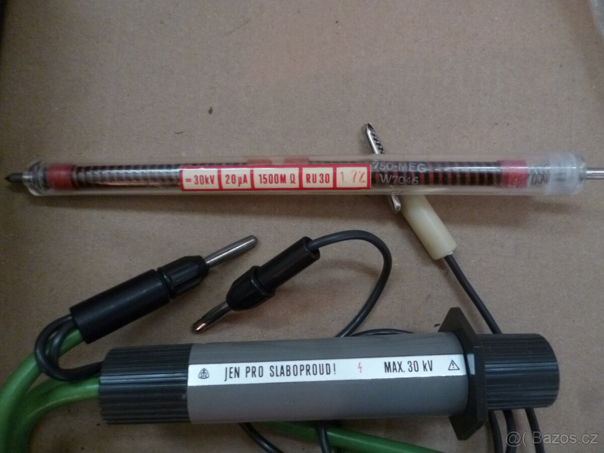 měřící přístroje - 12