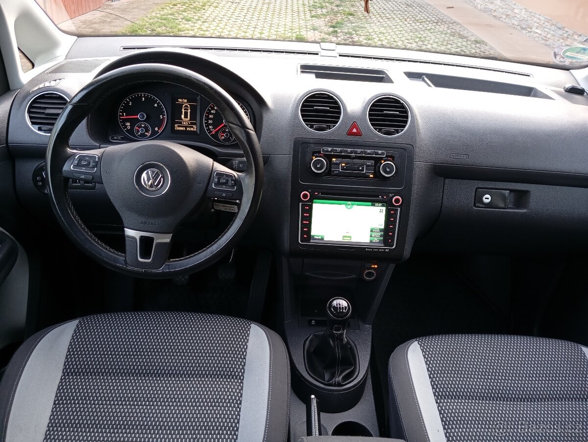 VW Caddy CROSS 2.0 Tdi 103kw , 1.maj. CFHC - 12