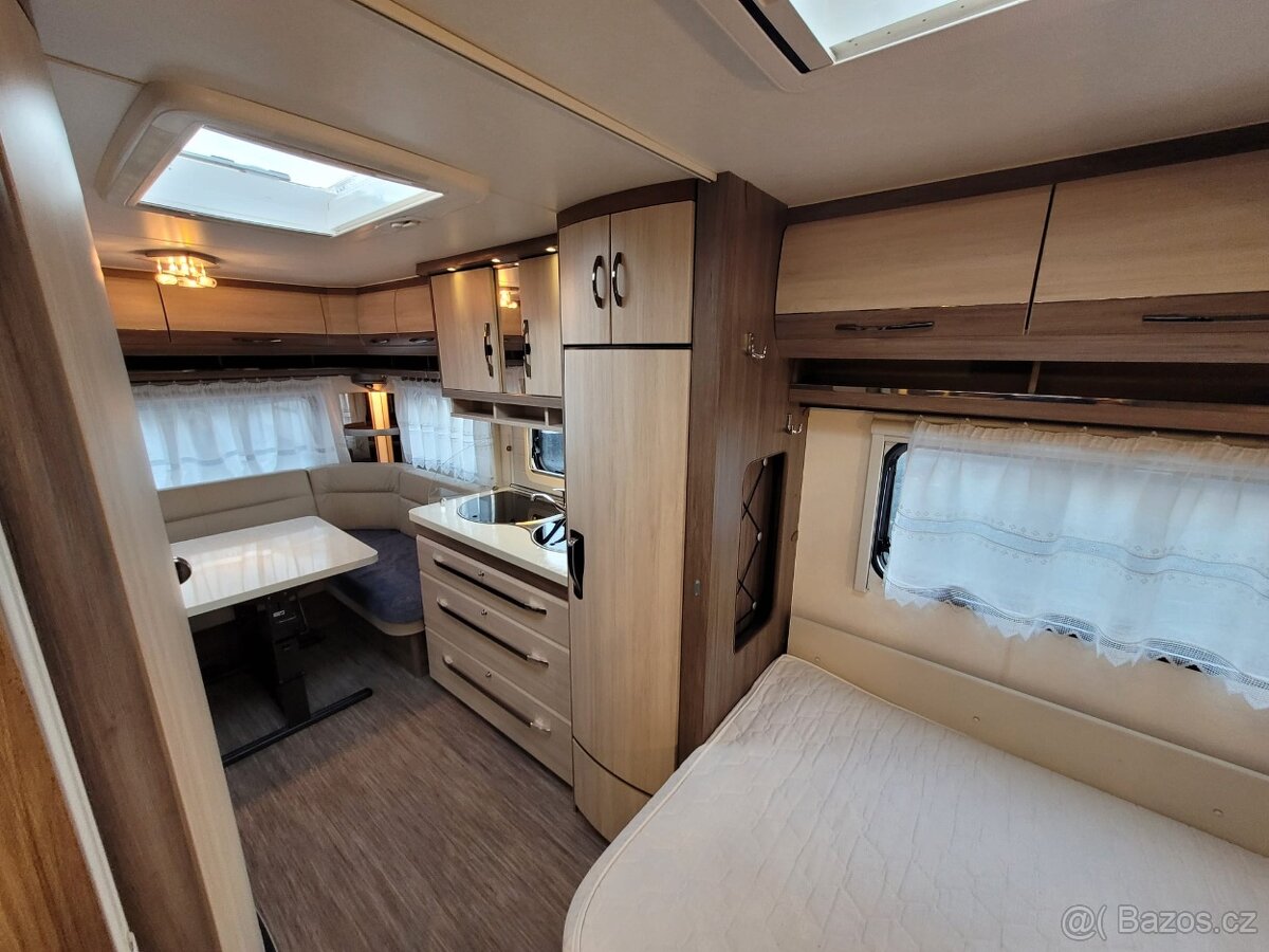 Hobby 495UFE, mover, solár, předstan, 2019 - 12