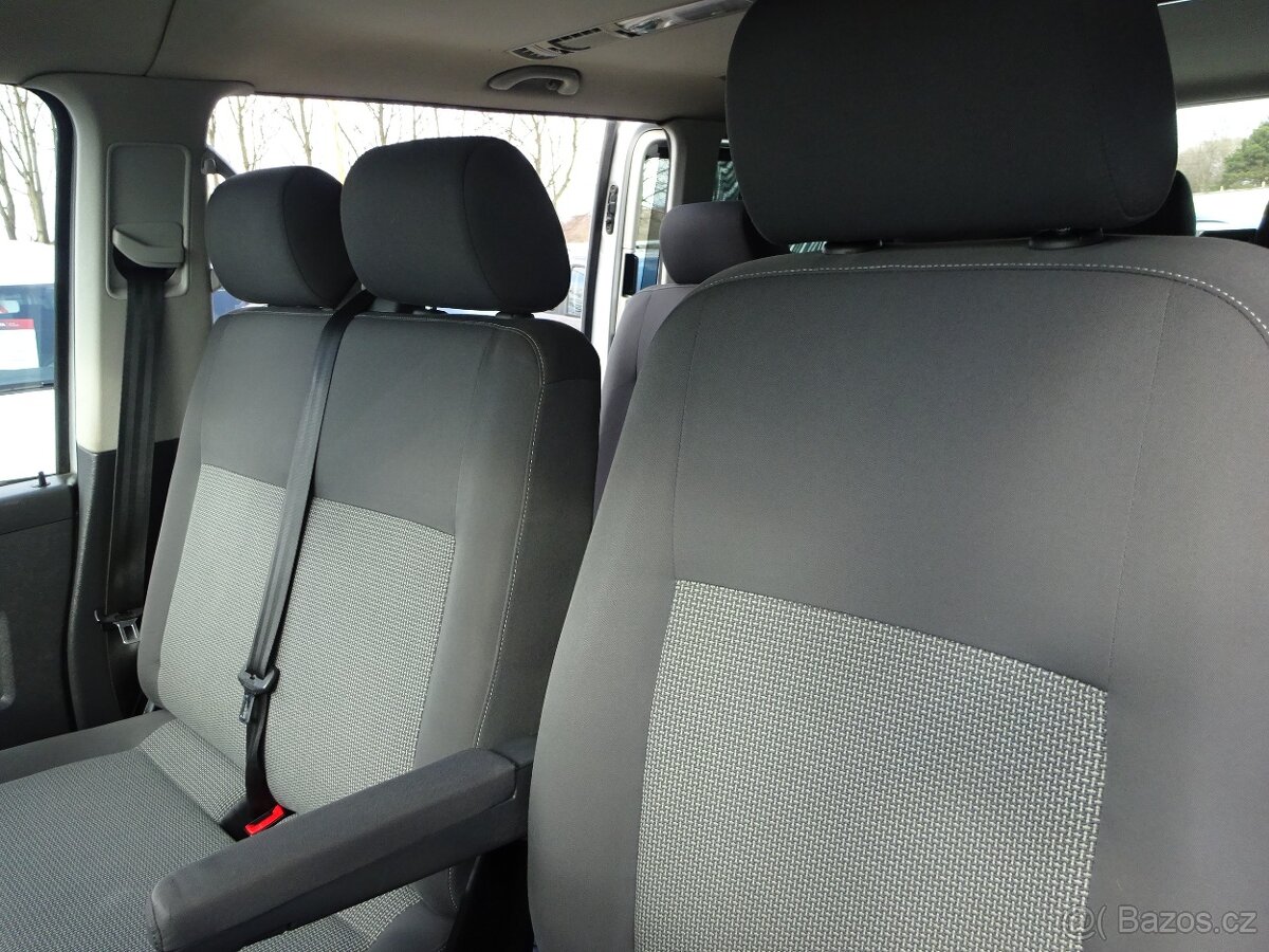 Volkswagen Caravelle 2,0TDi-9 MÍST - 12