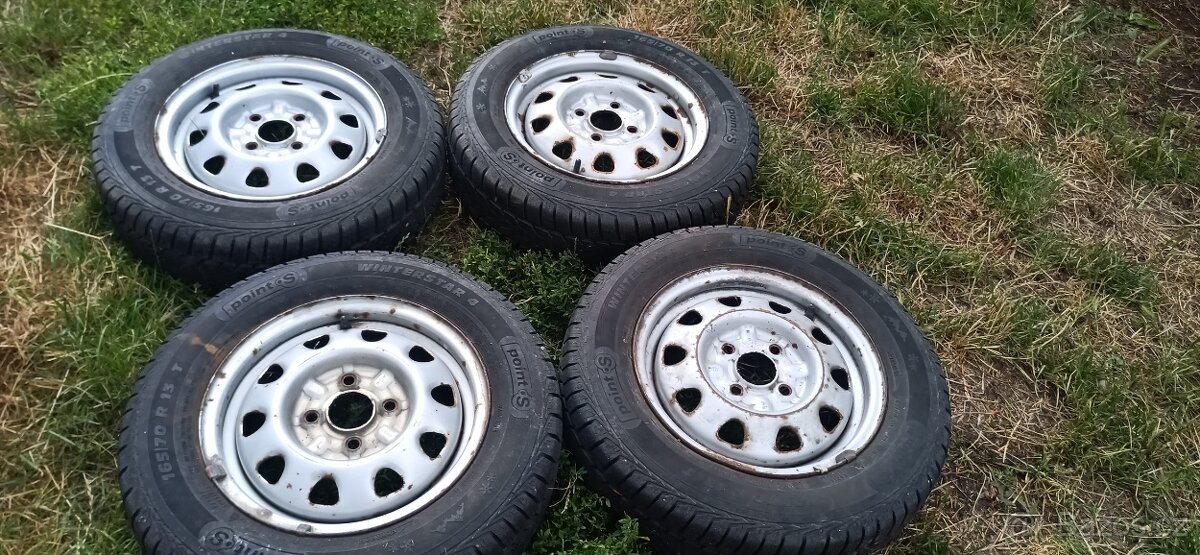 Sada pneumatik s disky - 12