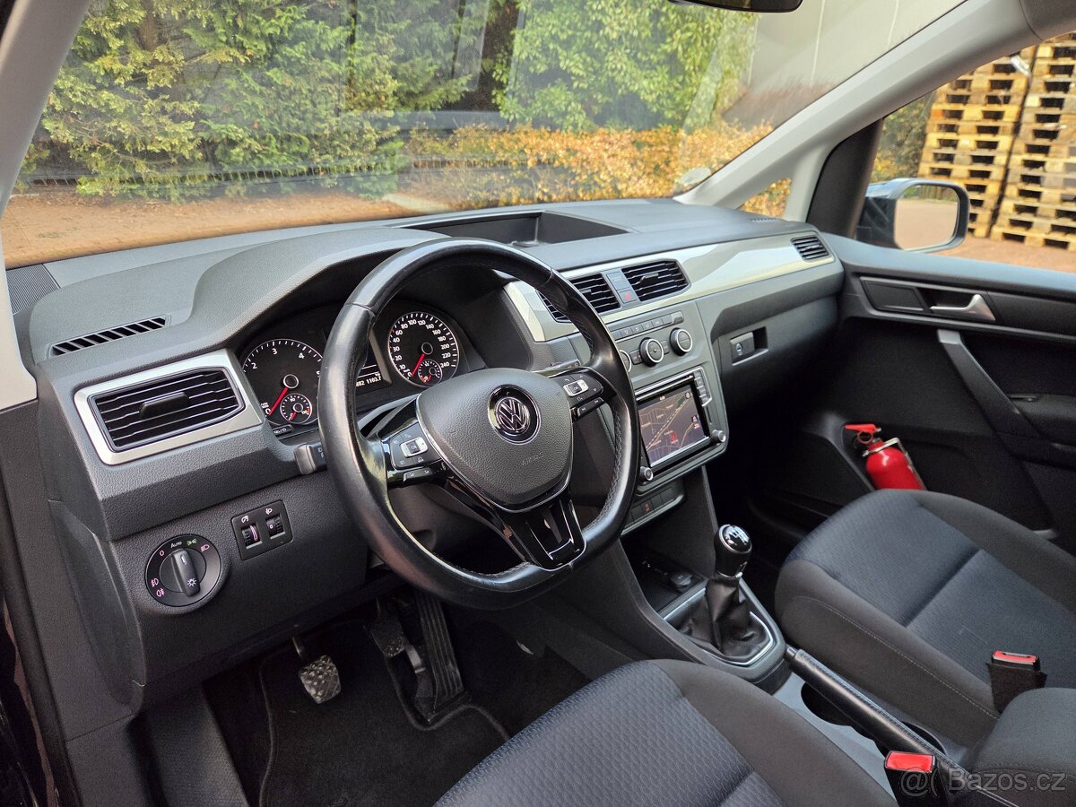 VW Caddy Maxi 2.0 TDI 110kW,7.Míst,Navi,Tažné,2015 - 12