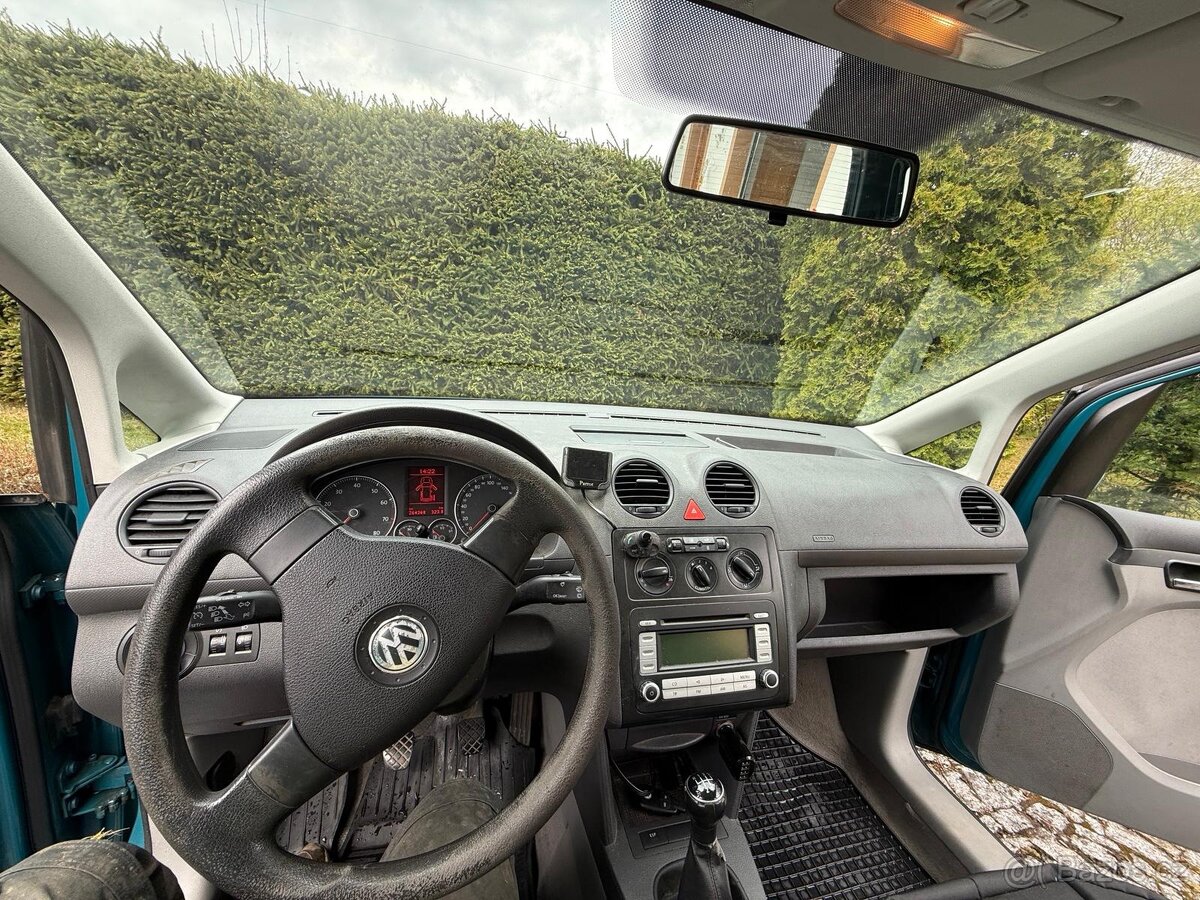 VW Caddy - 12