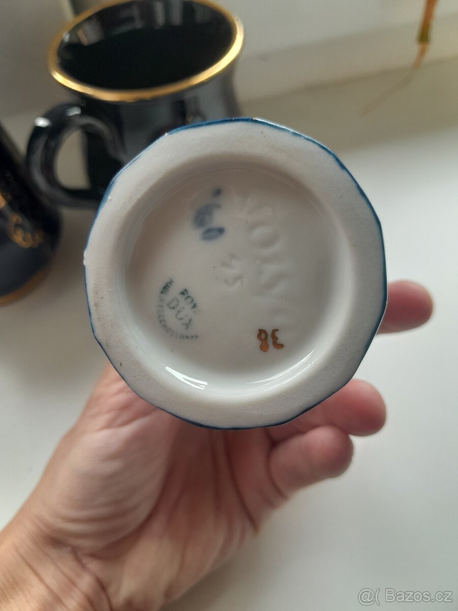 Sklo a porcelán - 12