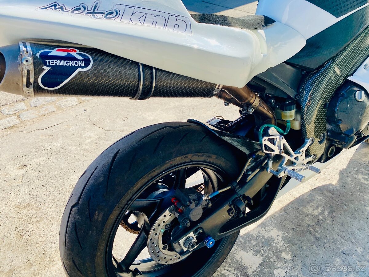 Yamaha YZF-R1, okruhovka možnost splátek a protiúčtu - 12