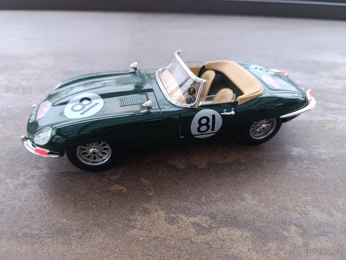 modely autíček 1:18 - 12