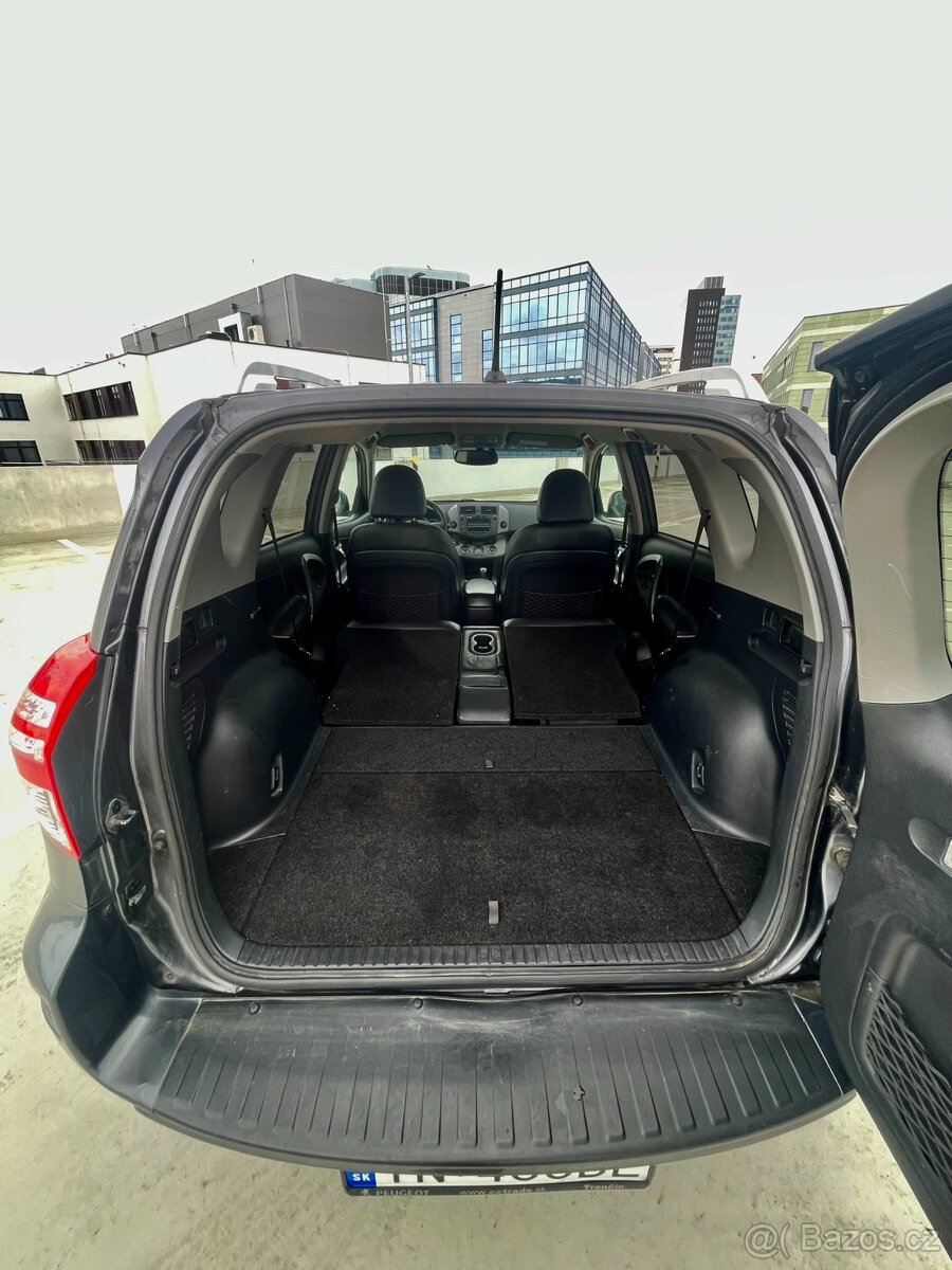 Toyota RAV4 2,0 Valvematic - 12