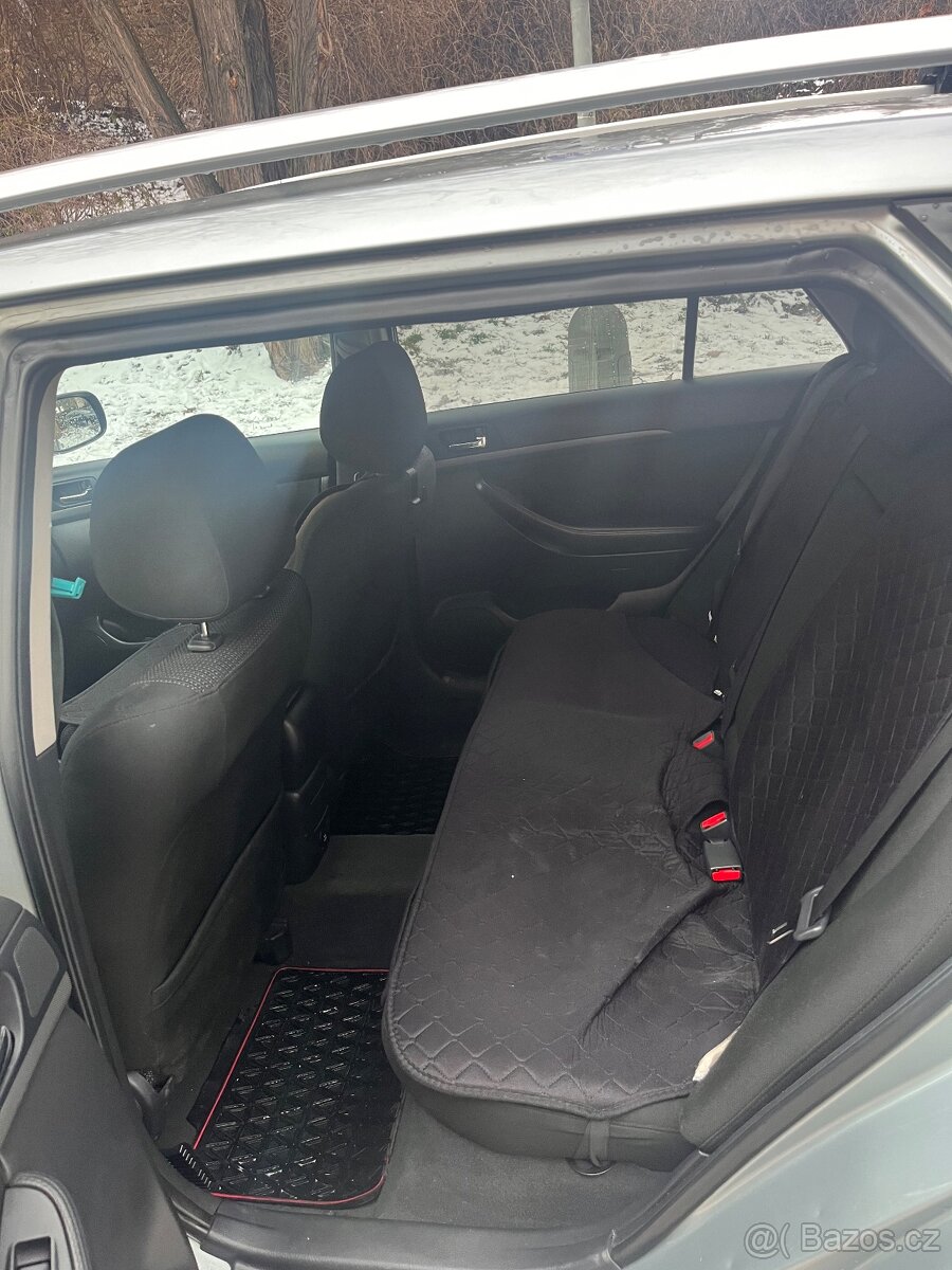 Toyota Avensis 2008 COMBI - 12