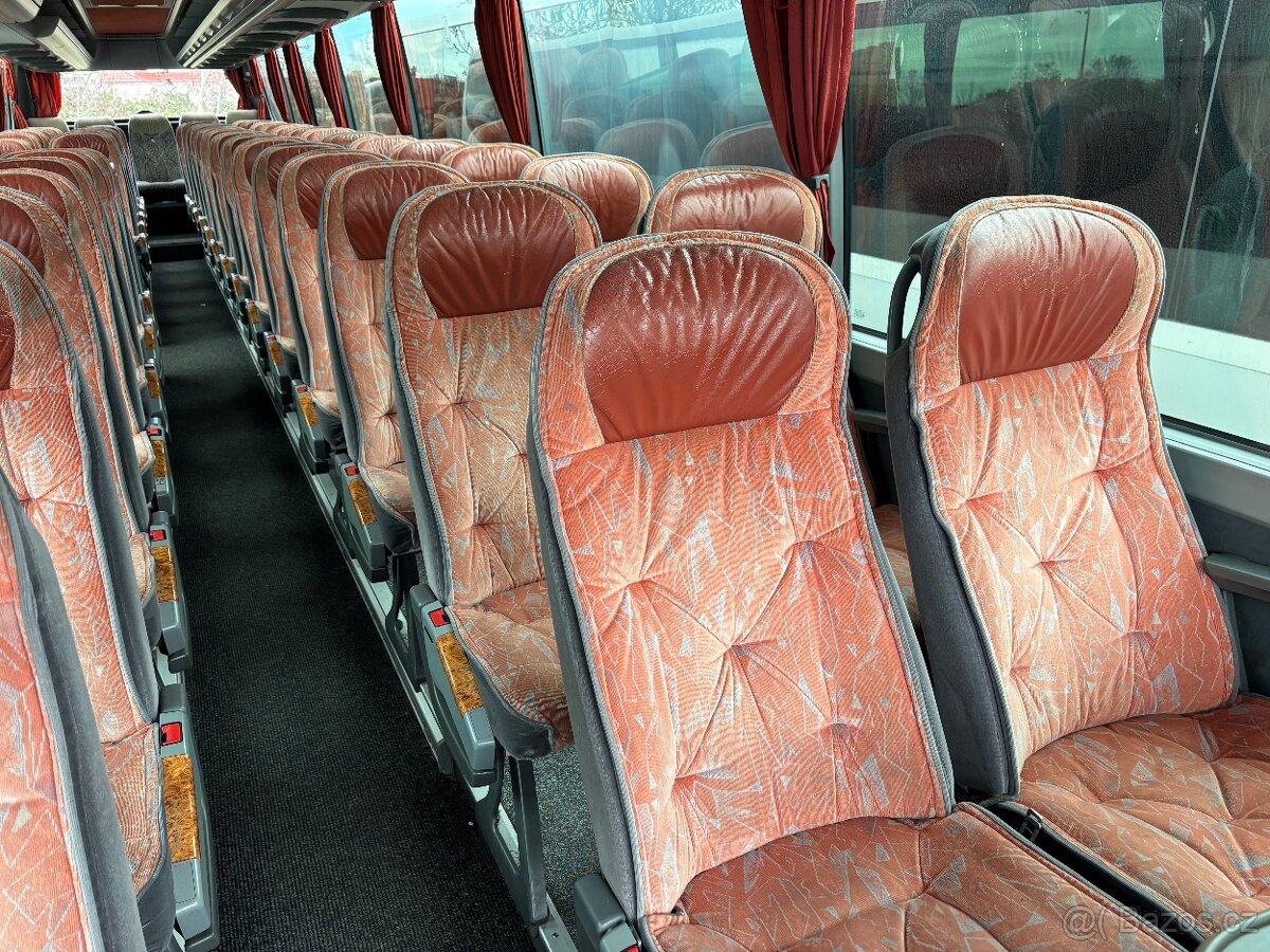 Mercedes-Benz Travego - 12