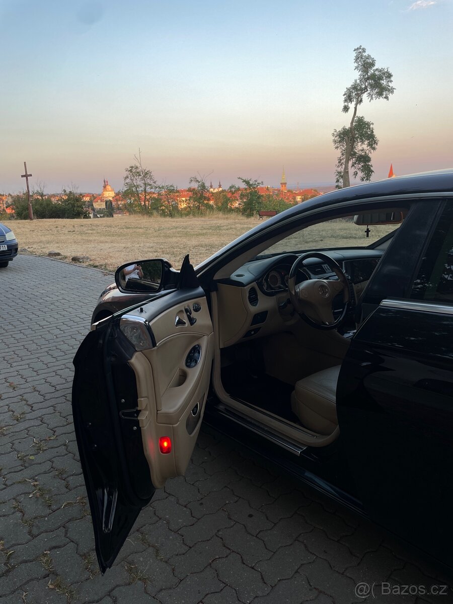MERCEDES BENZ CLS 320 CDI - 12