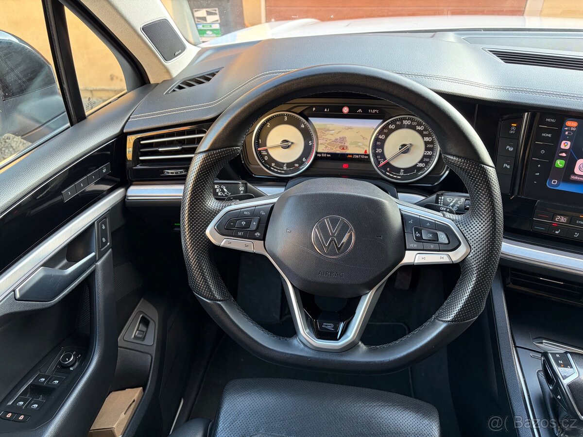 VW Touareg 3.0TDI V6 210kw ČR Elegance - 12