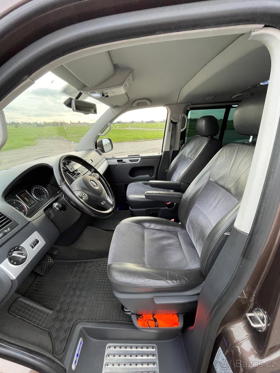 Prdám VW Multivan Higlhline - 12