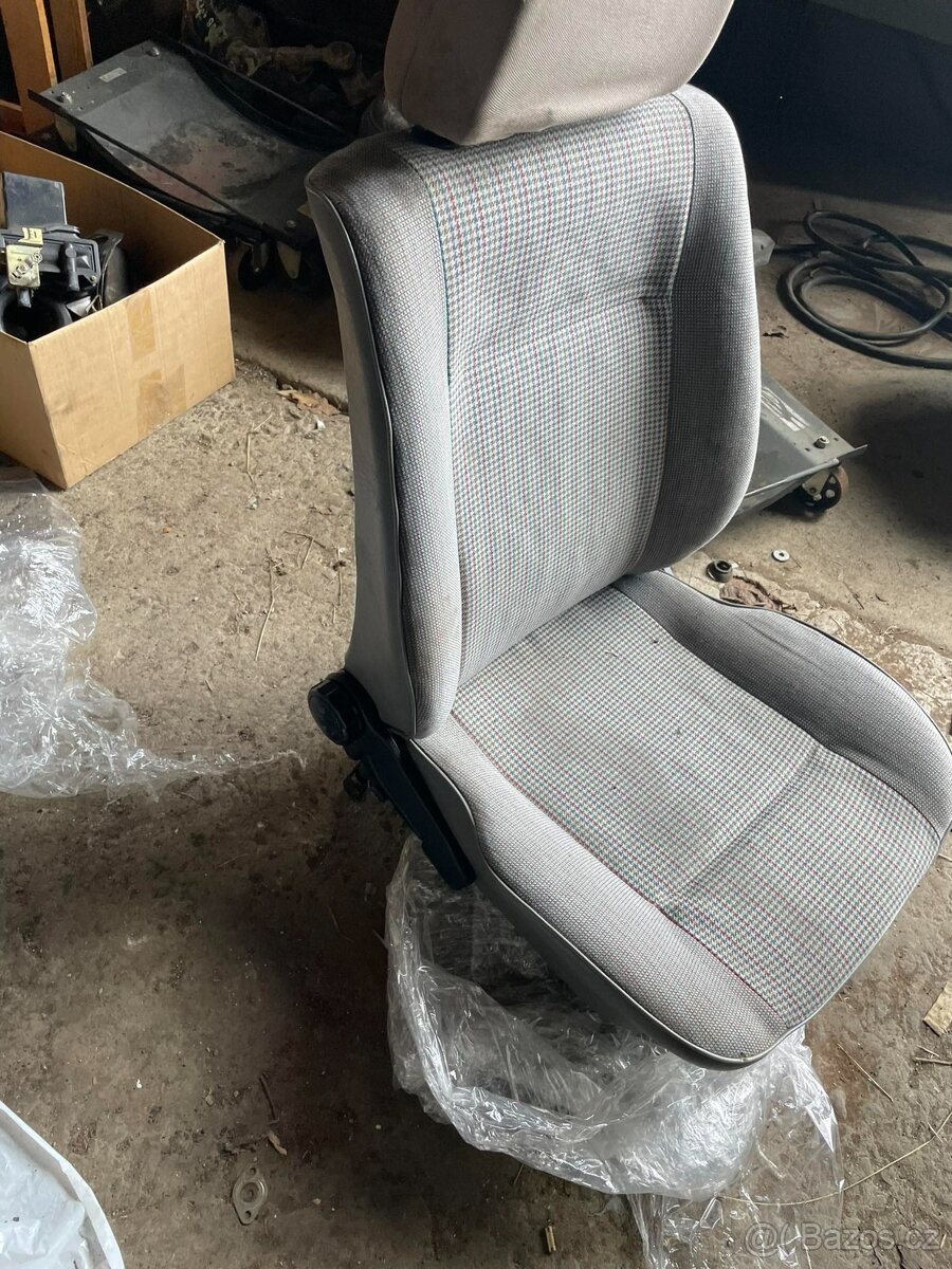 Různé original sedačky - VW Brouk - 12