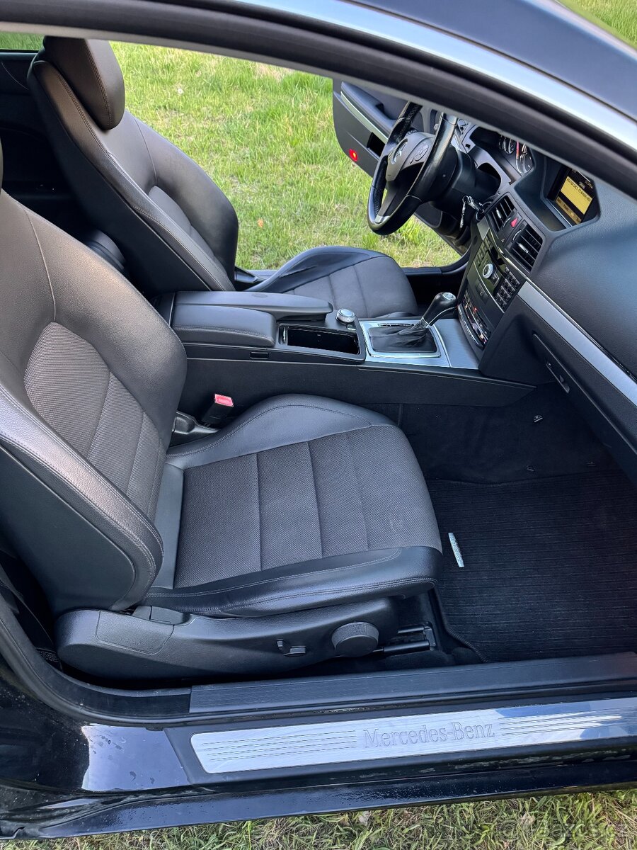 Třídy E 220CDI Coupé 125kw - 12