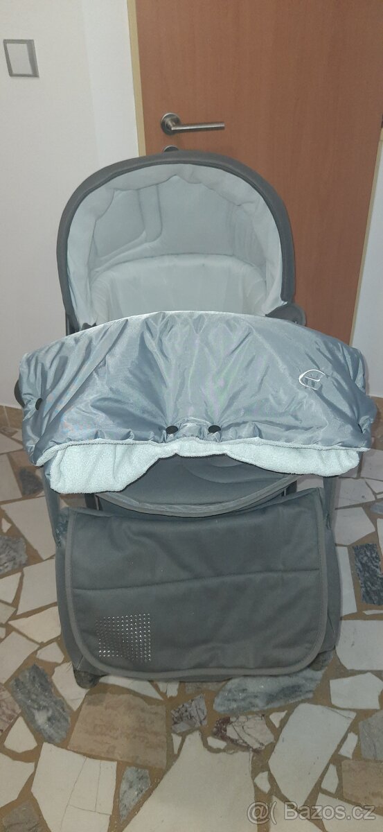 Kočárek CAM Dinamico - 12