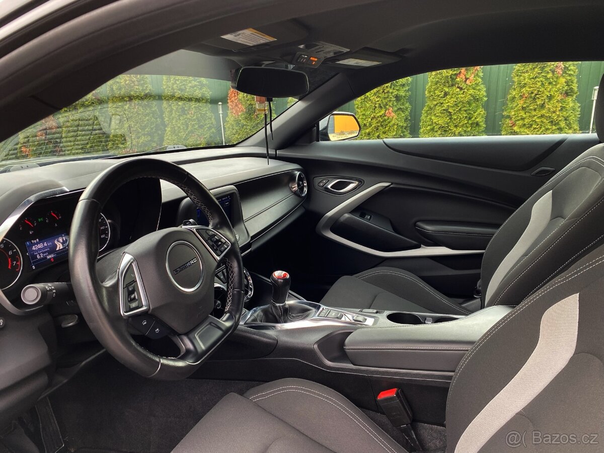 Predám Chevrolet Camaro 6.2 V8 LT1 - 2020 - 12