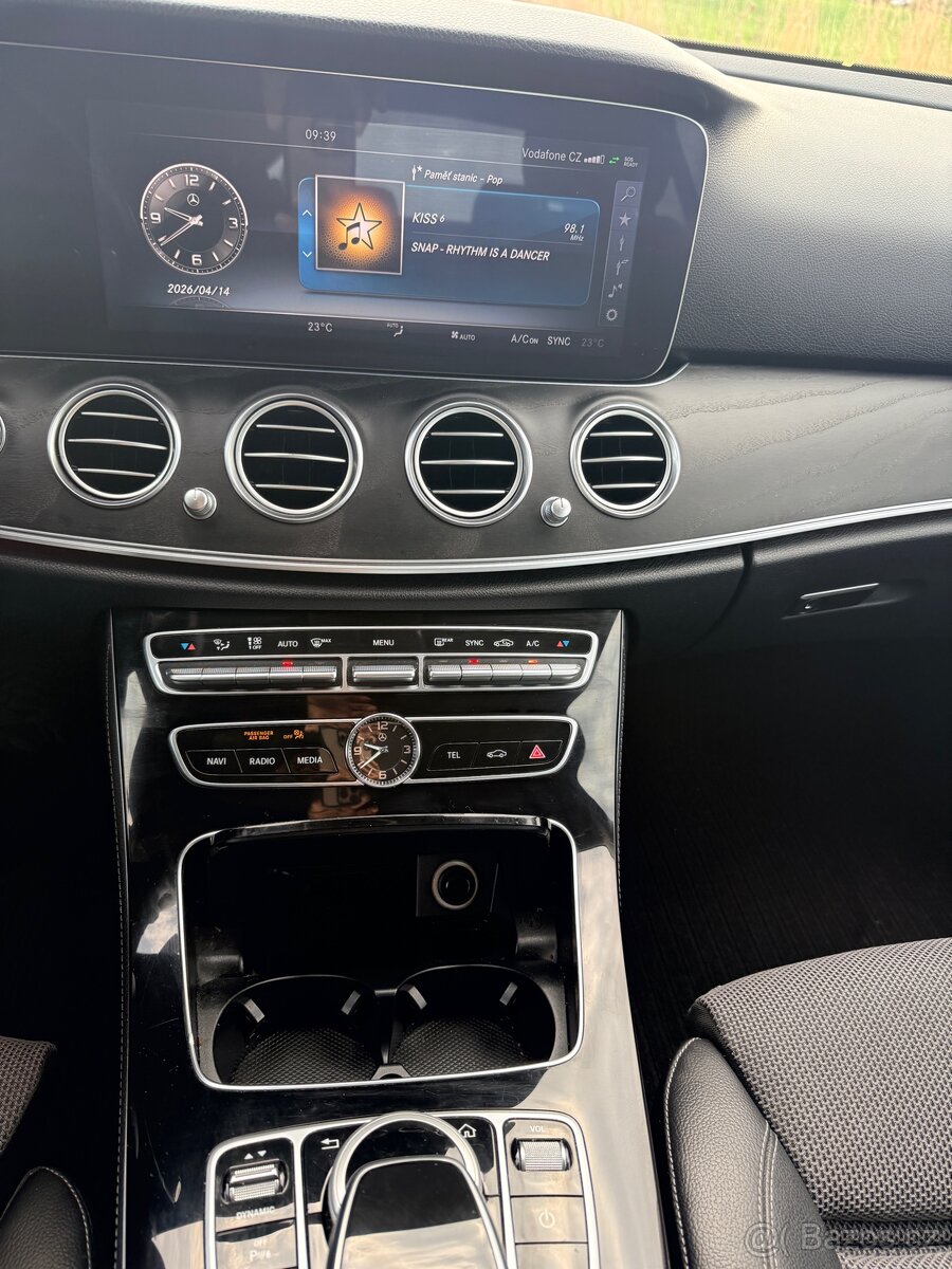 Mercedes Benz E350d - 12