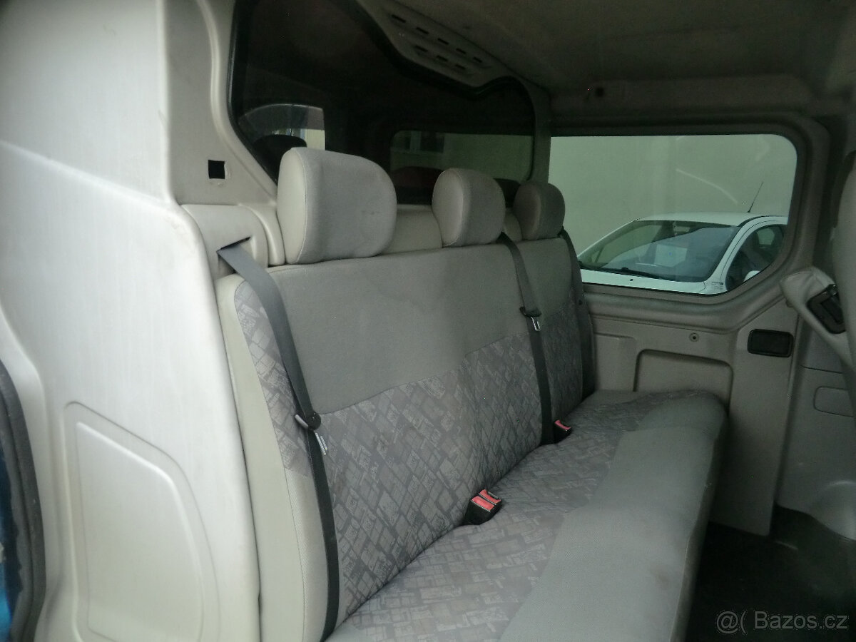 Opel Vivaro, 2.5CDTi 6 MÍST TAŽNÉ ZAŘÍZENÍ - 12
