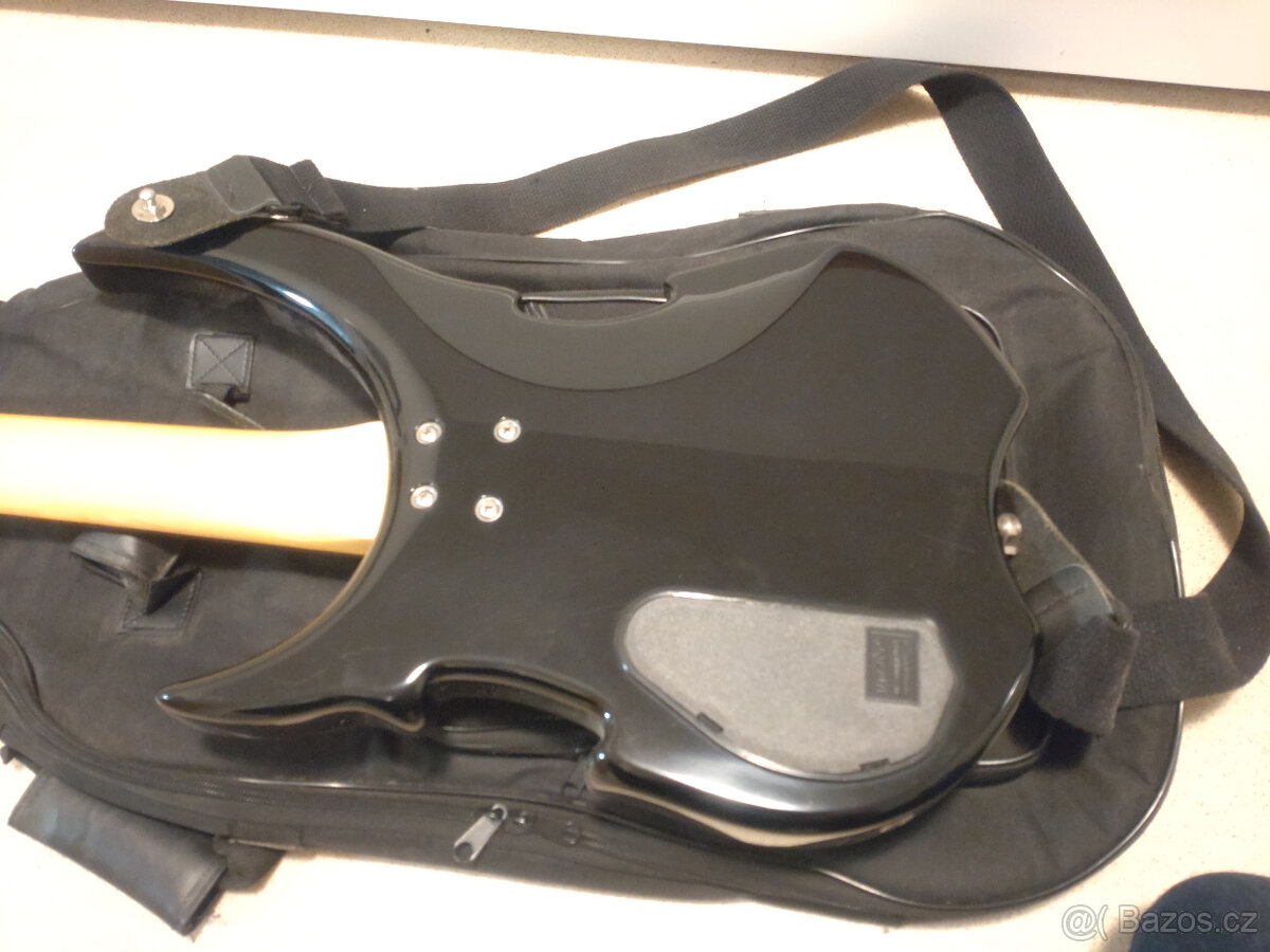 Baskytara Warwick Vampyre s příslušenstvím - 12