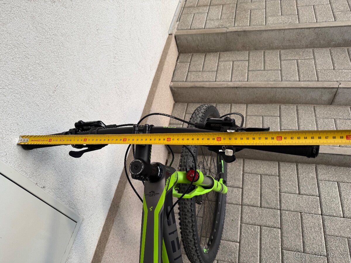 CUBE REACTION 27,5 lehčené 11,85Kg, CARBON, TOP STAV - 12