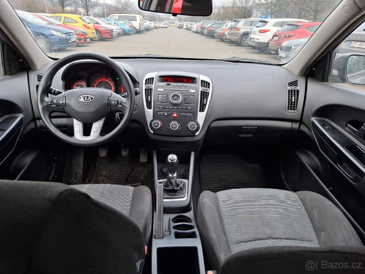 Kia Ceed 1.6 crdi 66 kw - 12