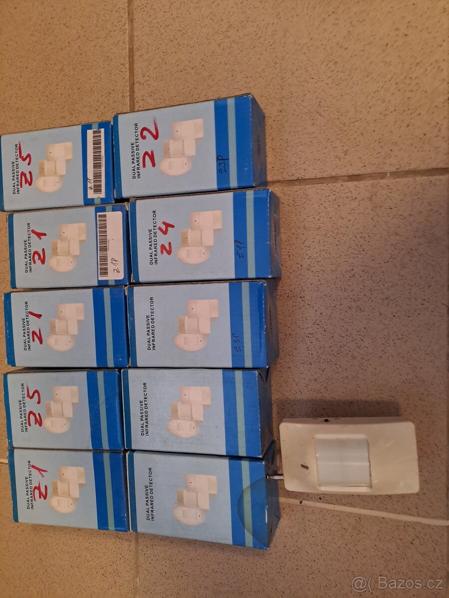 Prodám GSM alarm bezdrátový - 12