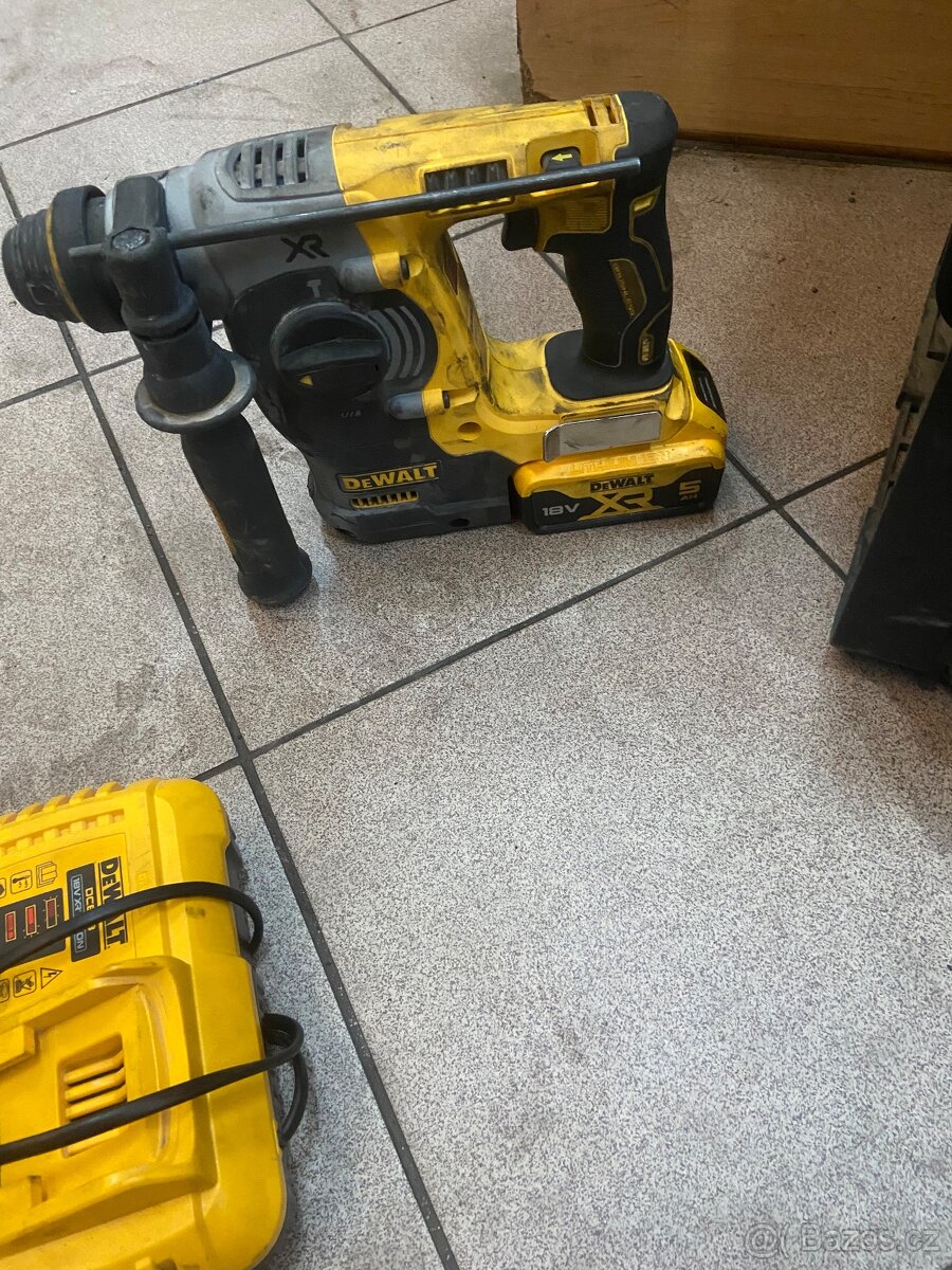 Nářadí devalt - 12