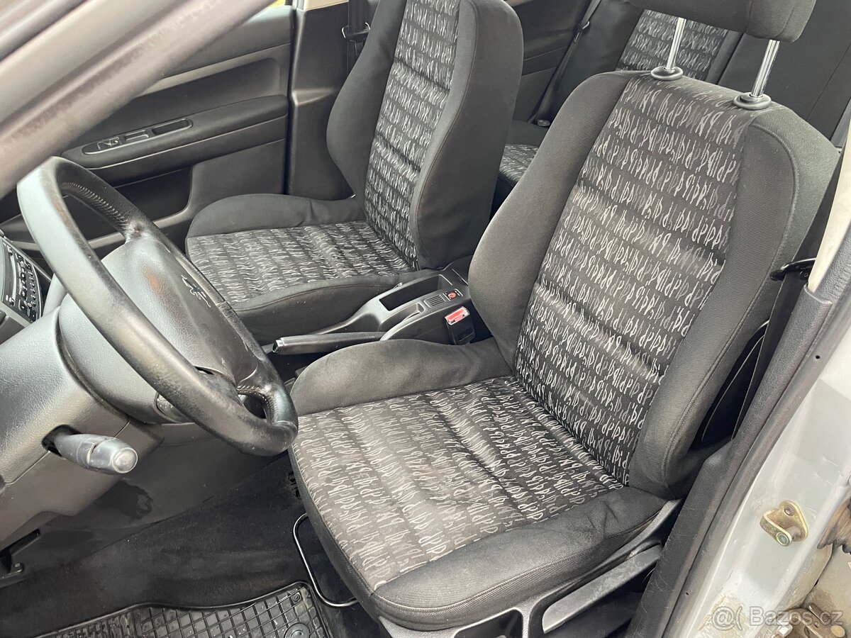 Peugeot 307 2.0 hdi - 12